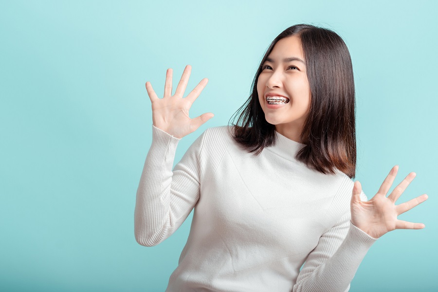 What Are the Benefits of Clear Braces?